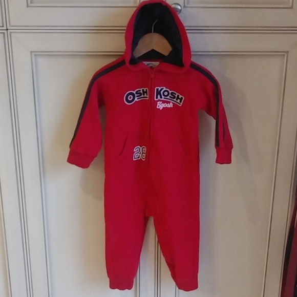 Red Oshkosh One Piece Sweat suit Romper Size 24 M - Picture 4 of 10